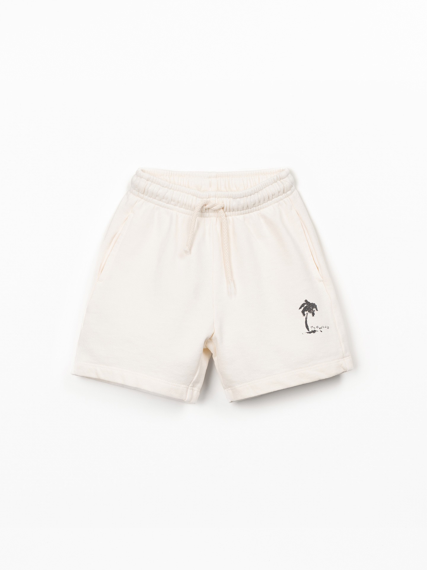 Pantaloncini con disegno frontale
