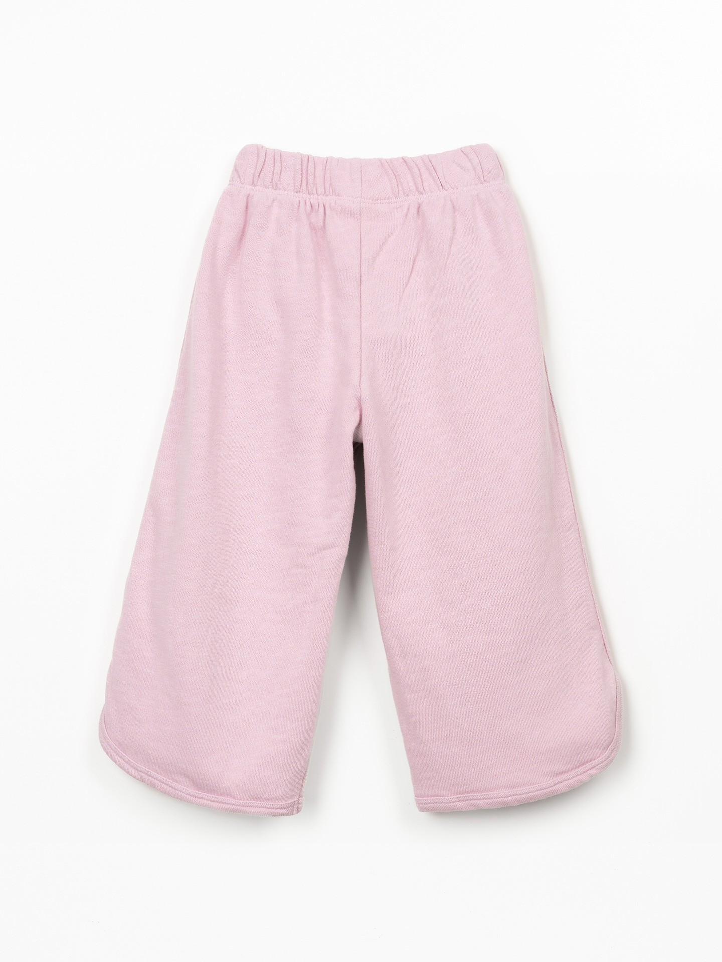 Calça mistura de fibras naturais e recicladas