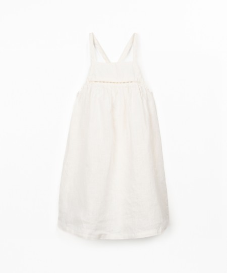 Vestido de tejido de lino