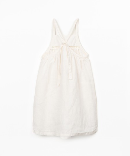 Vestido de tejido de lino