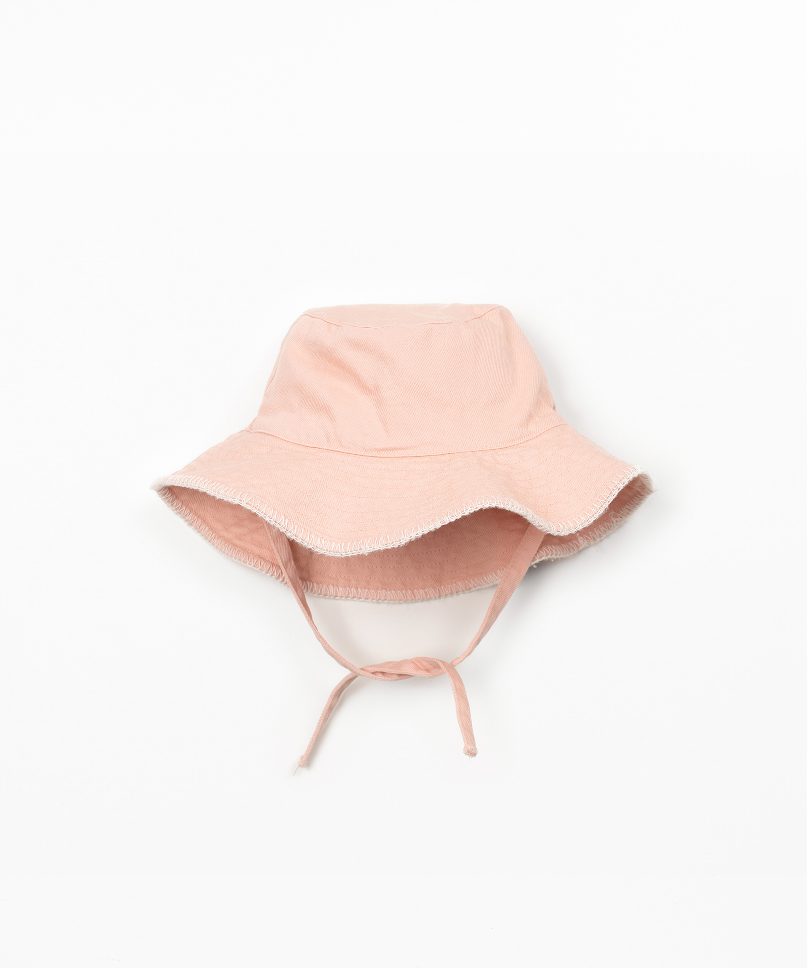 Cotton hat with brim