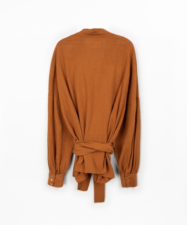 Camisa de tecido em algod�o org�nico