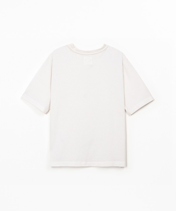 T-shirt em mistura de algod�o org�nico e reciclado