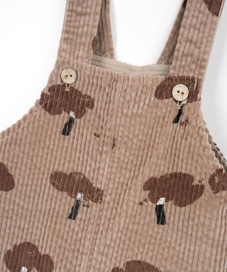 Mono de pana con estampado