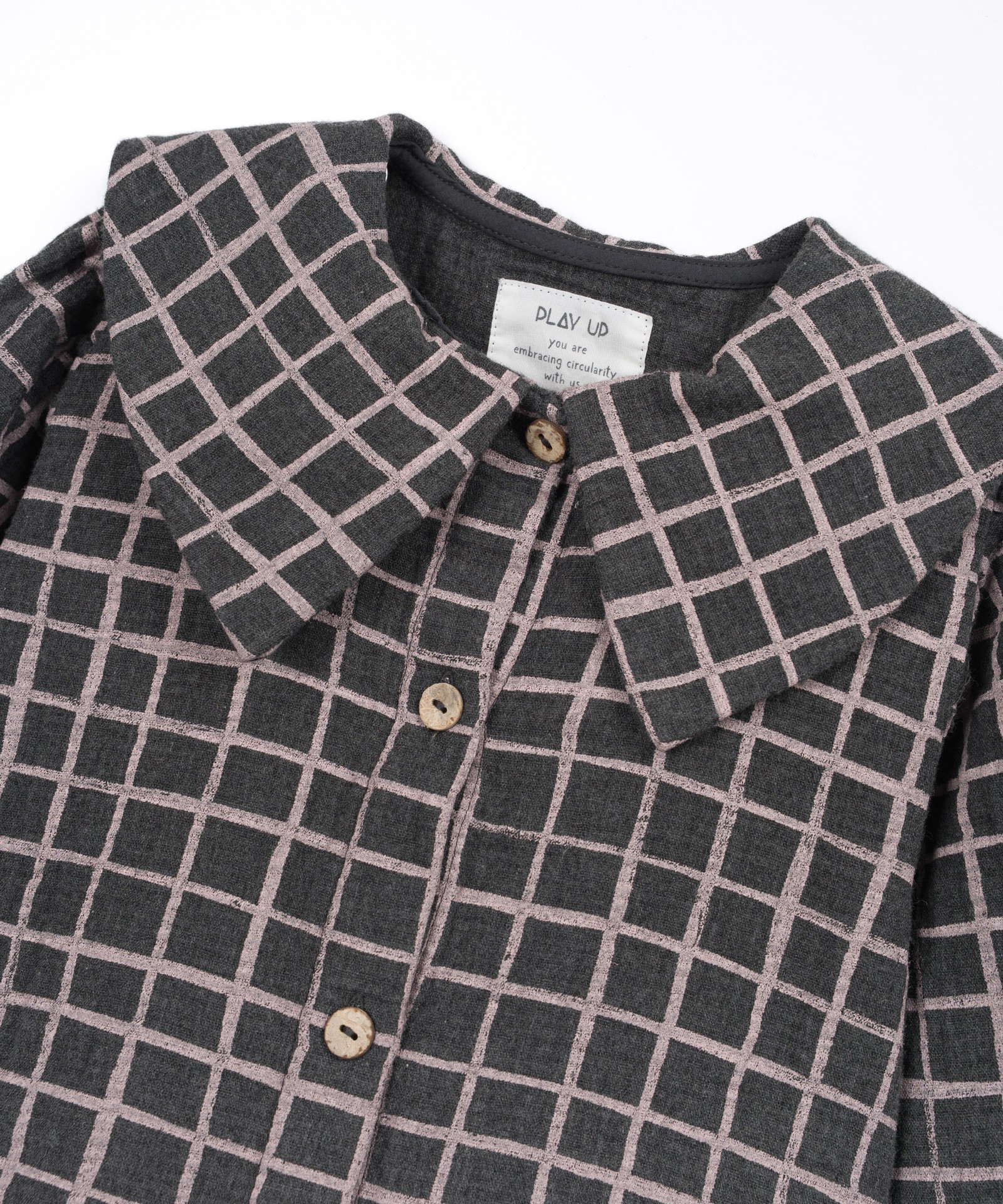 Blusa de tecido com padrão xadrez