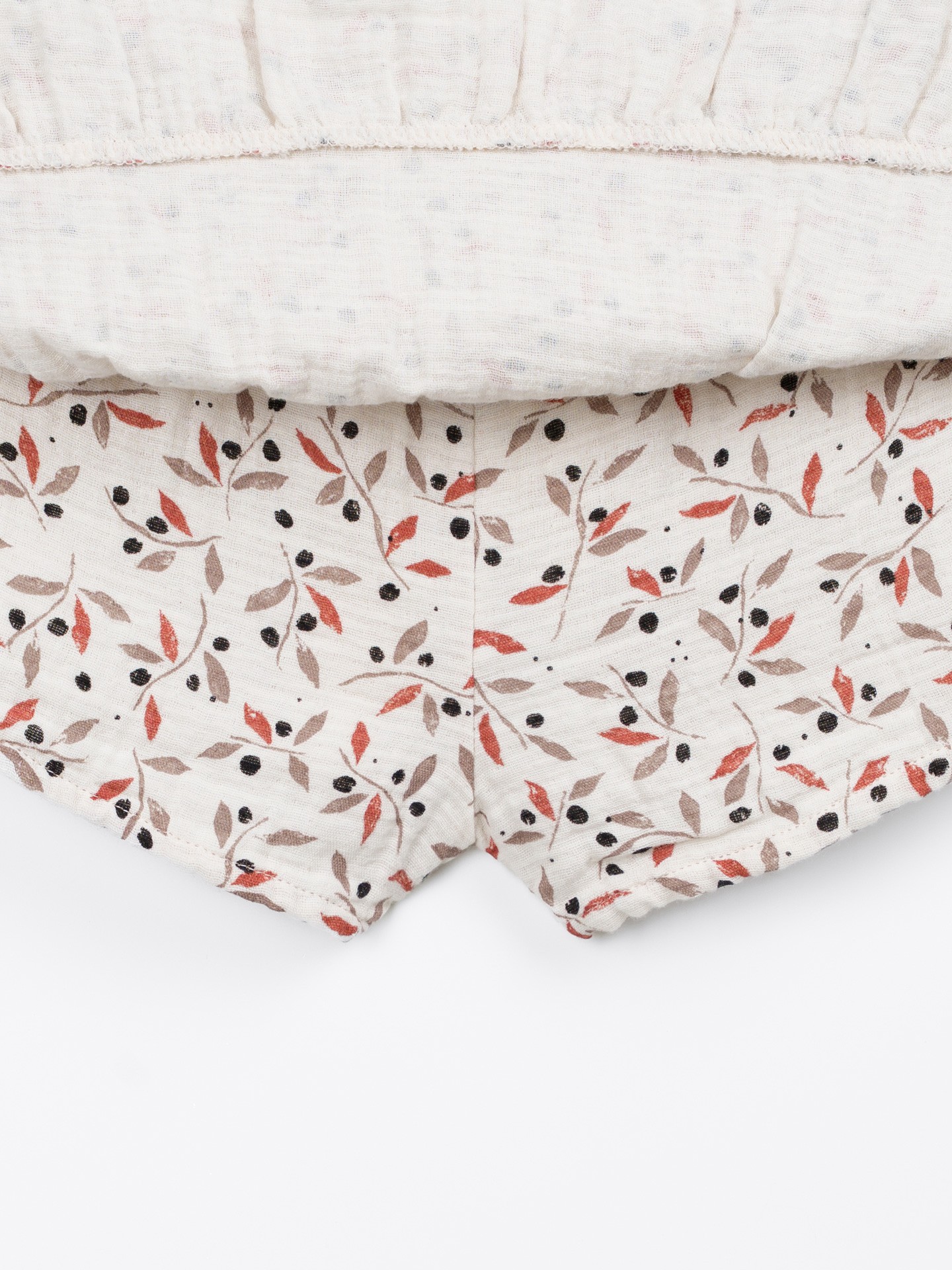 Jupe-short à imprimé petites feuilles