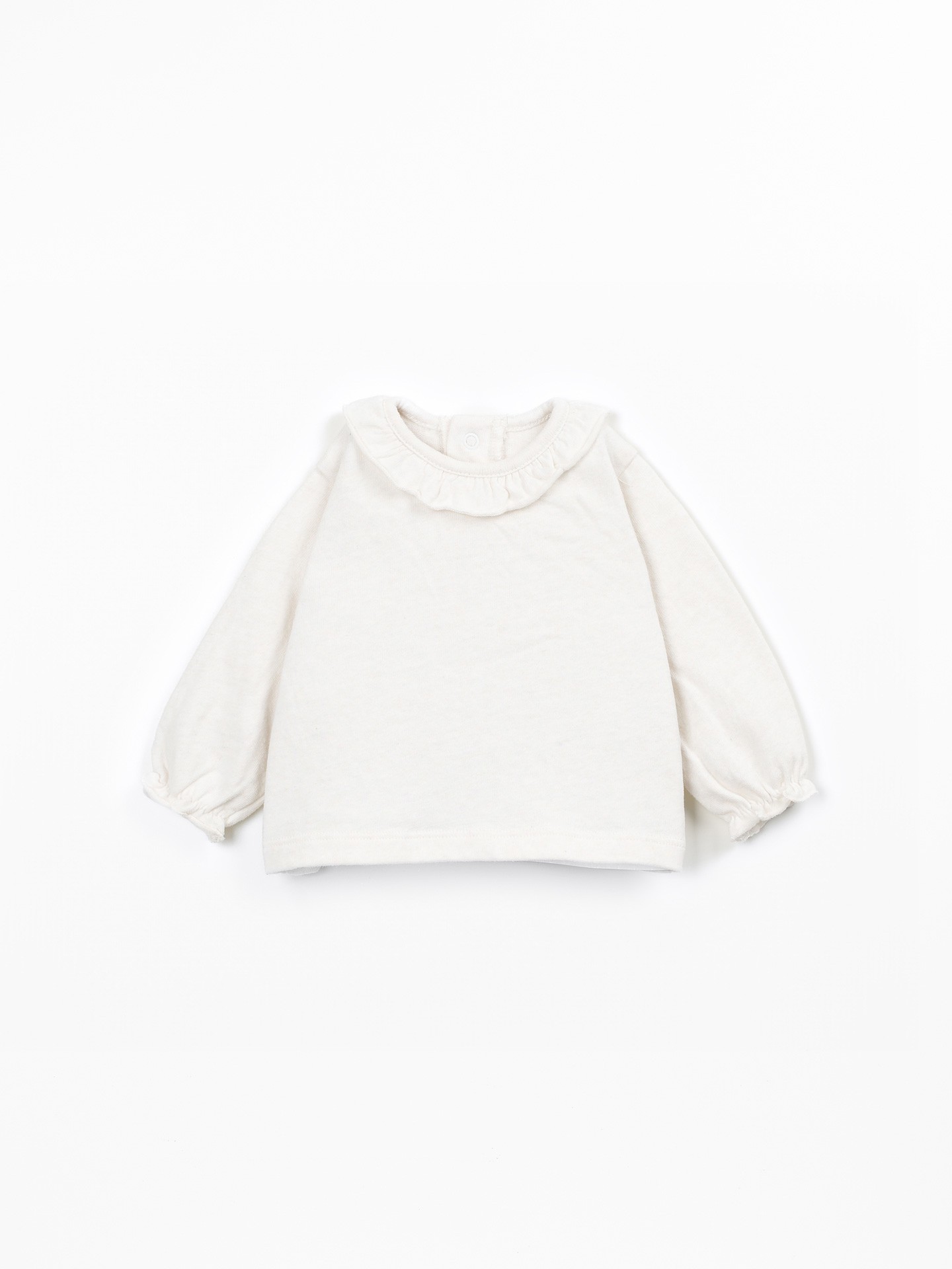 T-shirt with collar