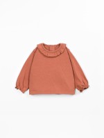 T-shirt com gola T-shirt com gola