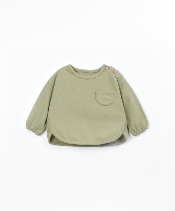 Jersey t-shirt with recycled fibers