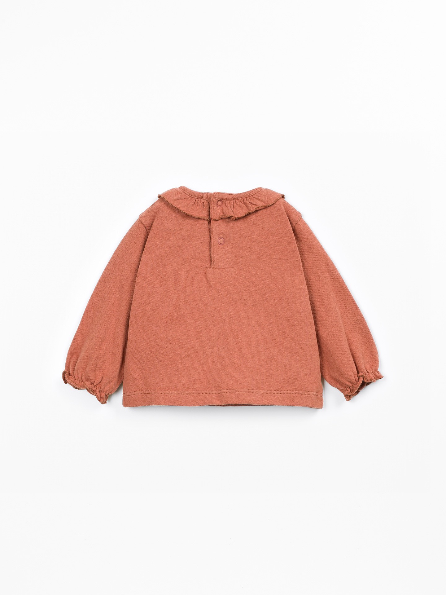 T-shirt with collar