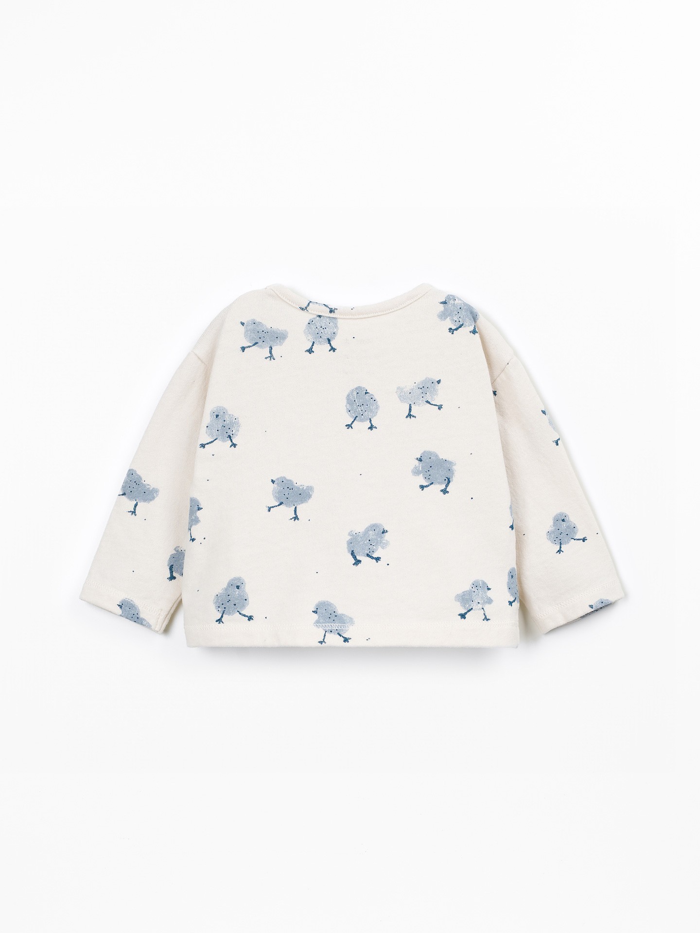T-shirt with a mixture of natural and recycled fibers