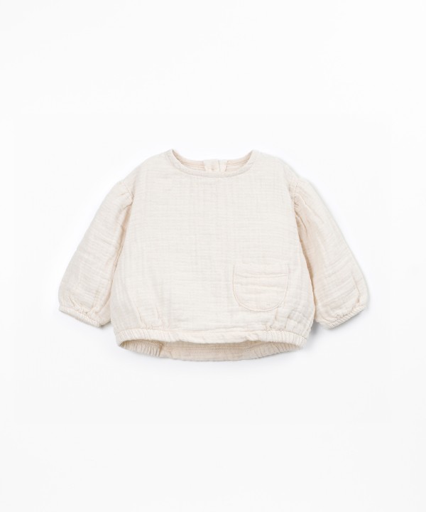 Blouse in cotton fabric