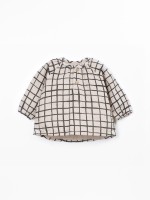 Blusa de tela con estampado a cuadros