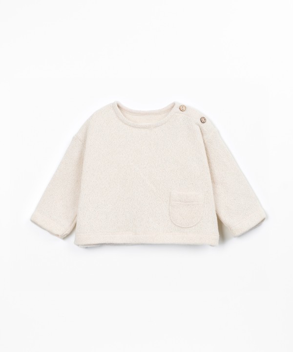 Knitted sweater with cotton and recycled cotton blend