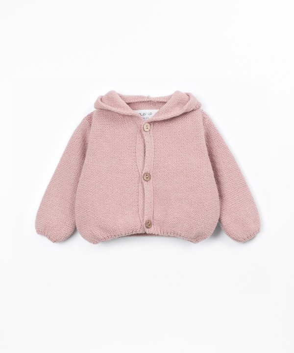 Knitted coat with front opening