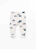 Cal�a de malha com estampado de nuvens