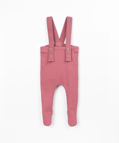 Leggings with adjustable straps