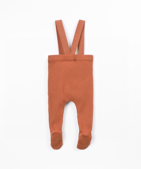 Leggings with adjustable straps