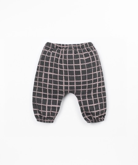 Pantalones de tela con patrón a cuadros