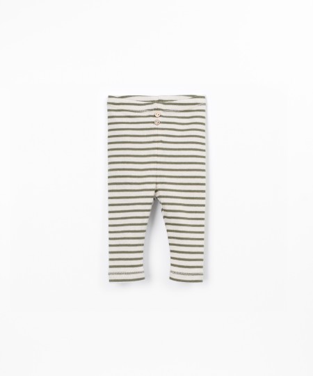 Striped leggings with decorative coconut buttons