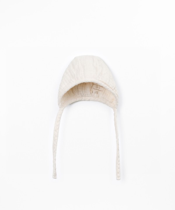 Gorro de Algod�o com Abas Laterais e Atilhos Ajust�veis