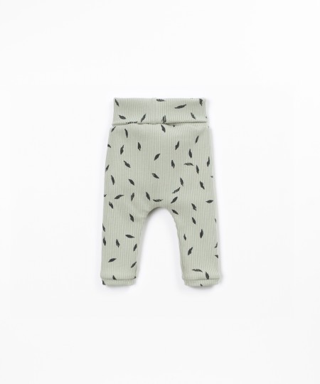 Leggings with little leaves print