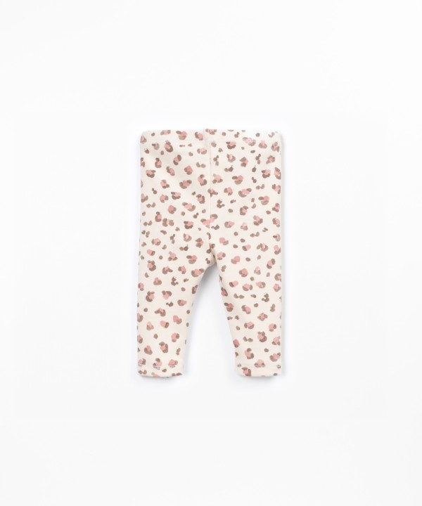 Jersey leggings with a blend of natural and recycled fibers