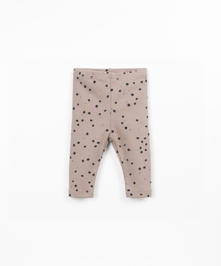 Jersey leggings with a blend of natural and recycled fibers