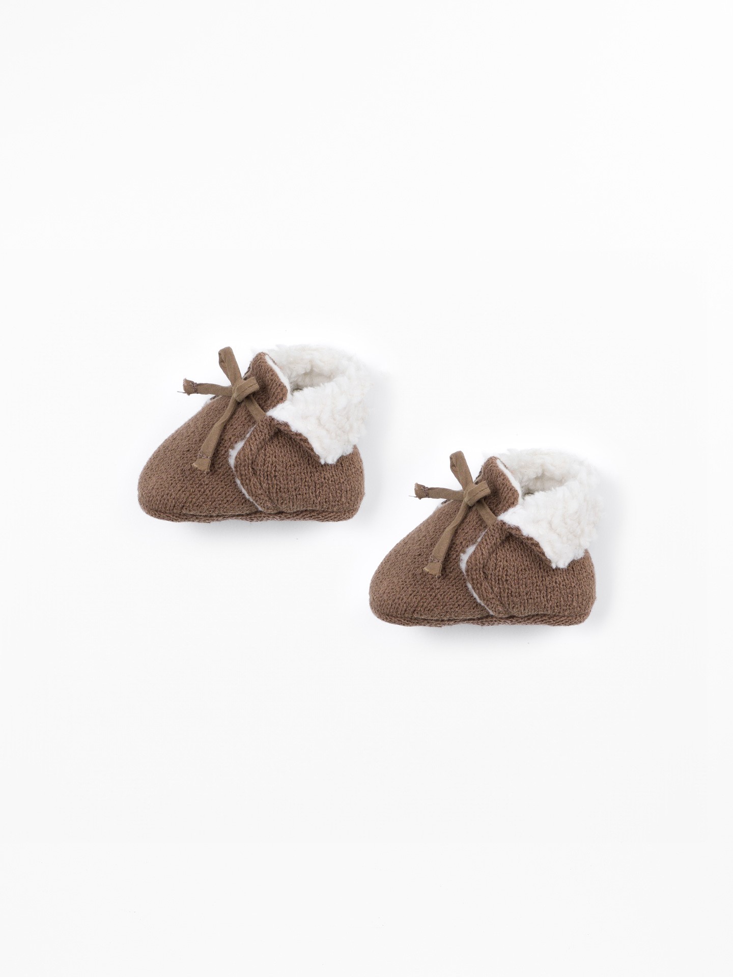 Chaussures en maille avec finition à la cheville