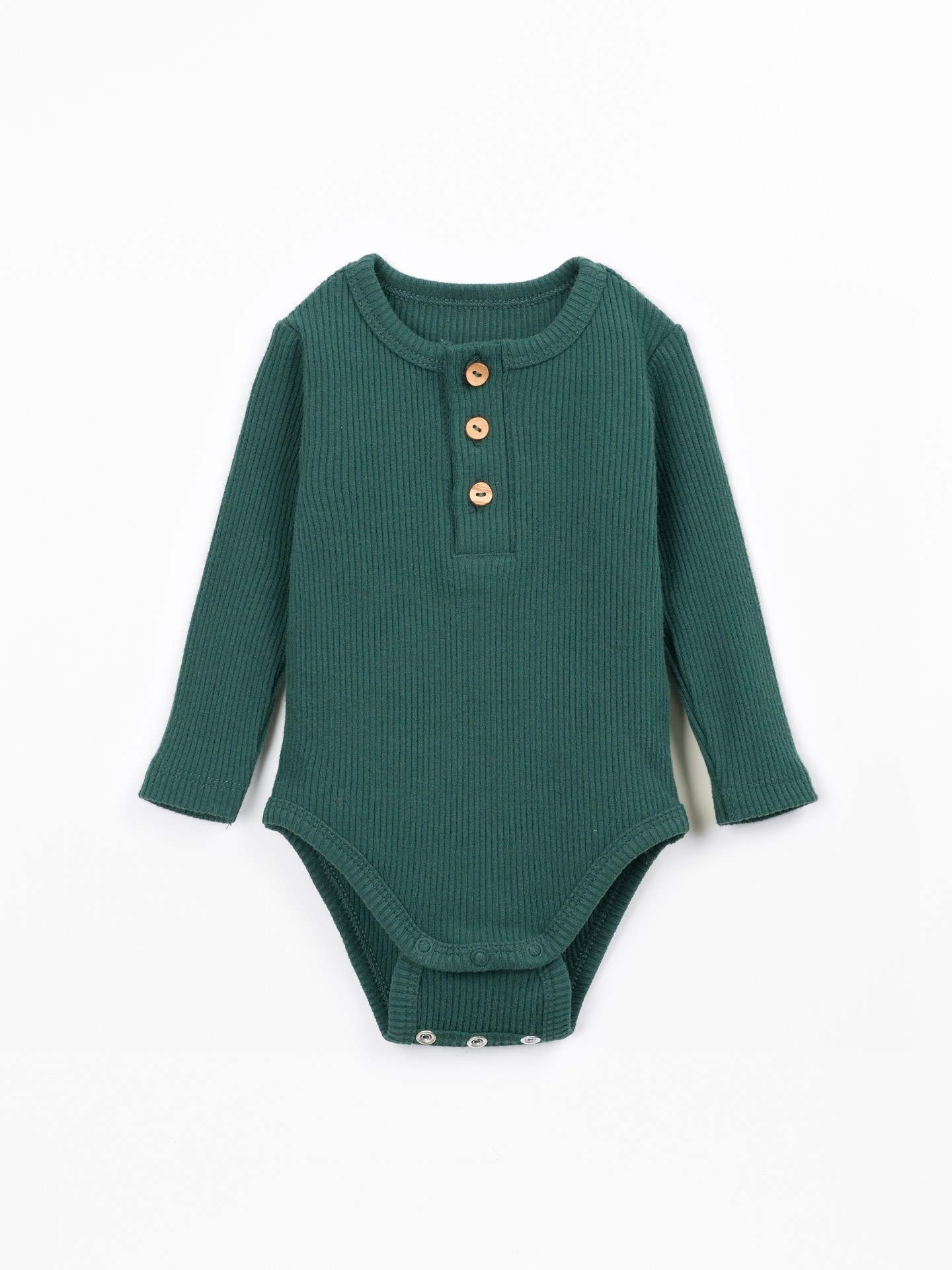 Knit body with natural fibers