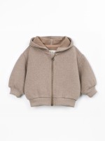 Knitted jacket with a blend of cotton and recycled fibers