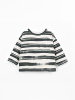 T-shirt com estampado de riscas T-shirt com estampado de riscas