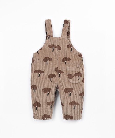 Mono de pana con estampado