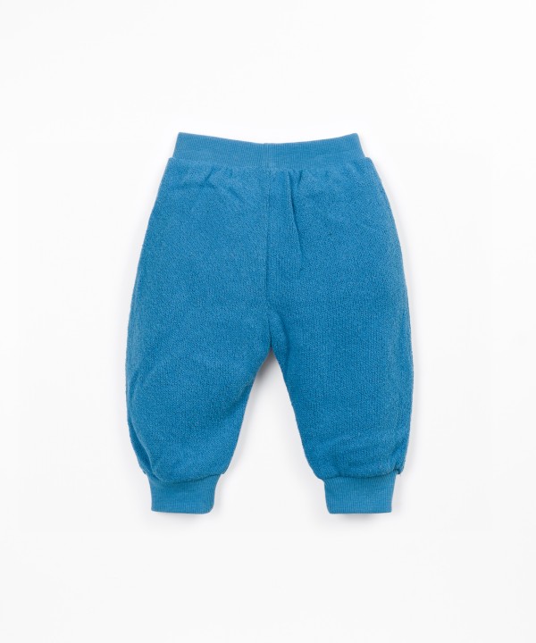 Jersey trousers with Re(Play) yarn