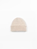 Knitted beanie with recycled wool