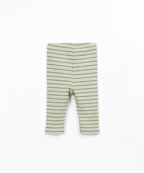 Leggings with striped pattern