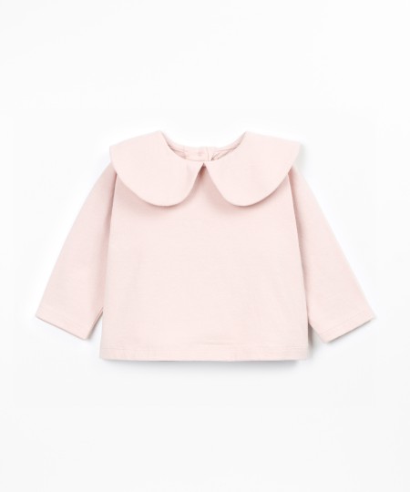 Camiseta con cuello