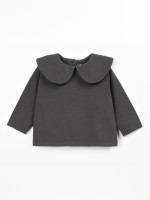 Camiseta con cuello