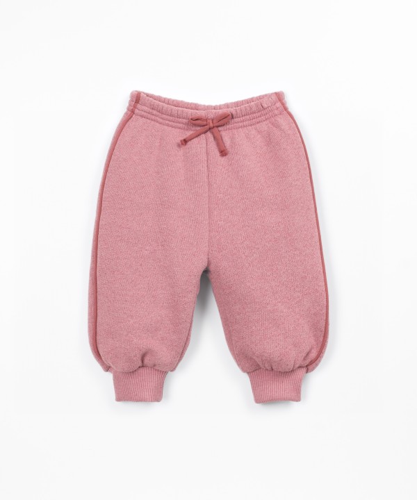 Jersey trousers with a blend of natural and recycled fibers