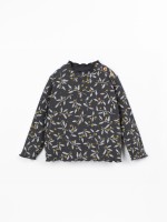 T-shirt com mistura de fibras naturais e fibras recicladas
