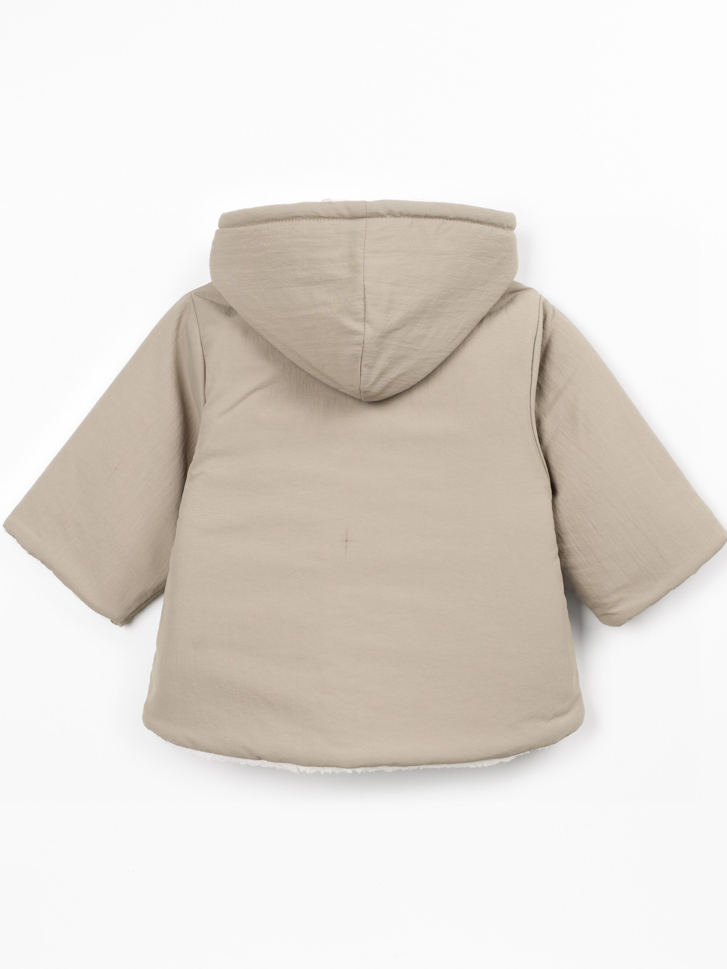 Cappotto con finitura impermeabile