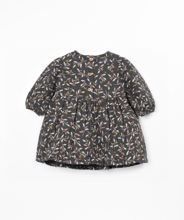 Vestido de tecido com estampado