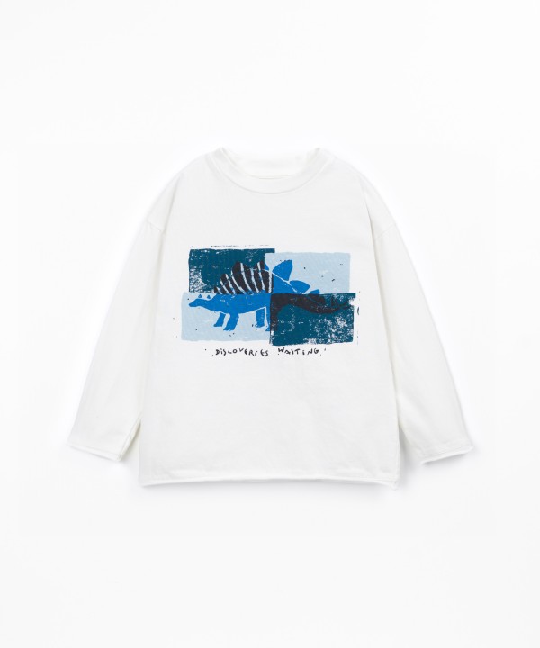 T-shirt in cotton and recycled cotton with design on the front