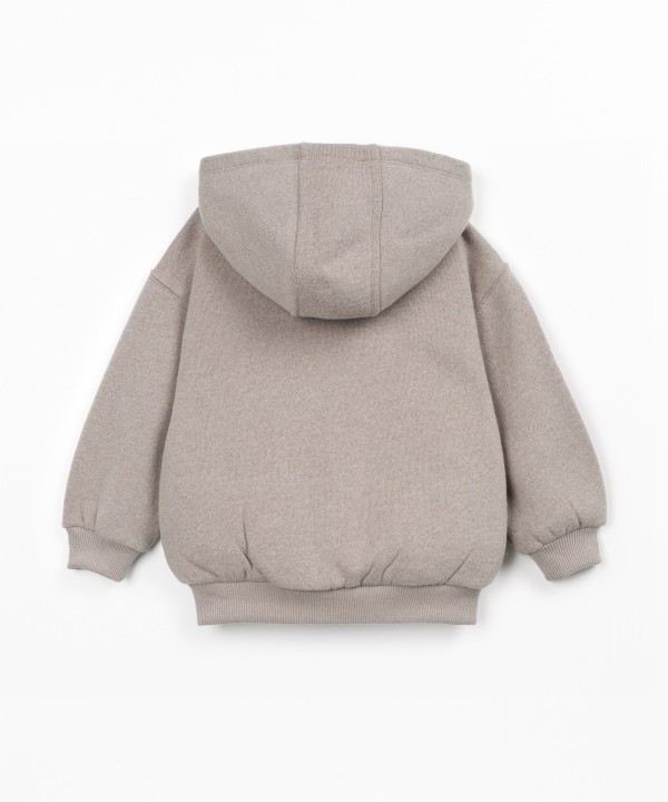 Knitted jacket with hood and zipper