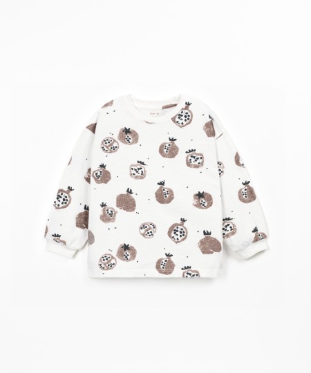 T-shirt with pomegranate print