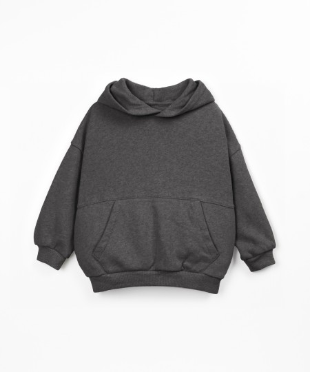 Knitted hoodie in natural fibers
