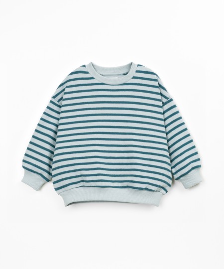 Knit sweater with a blend of cotton and recycled cotton