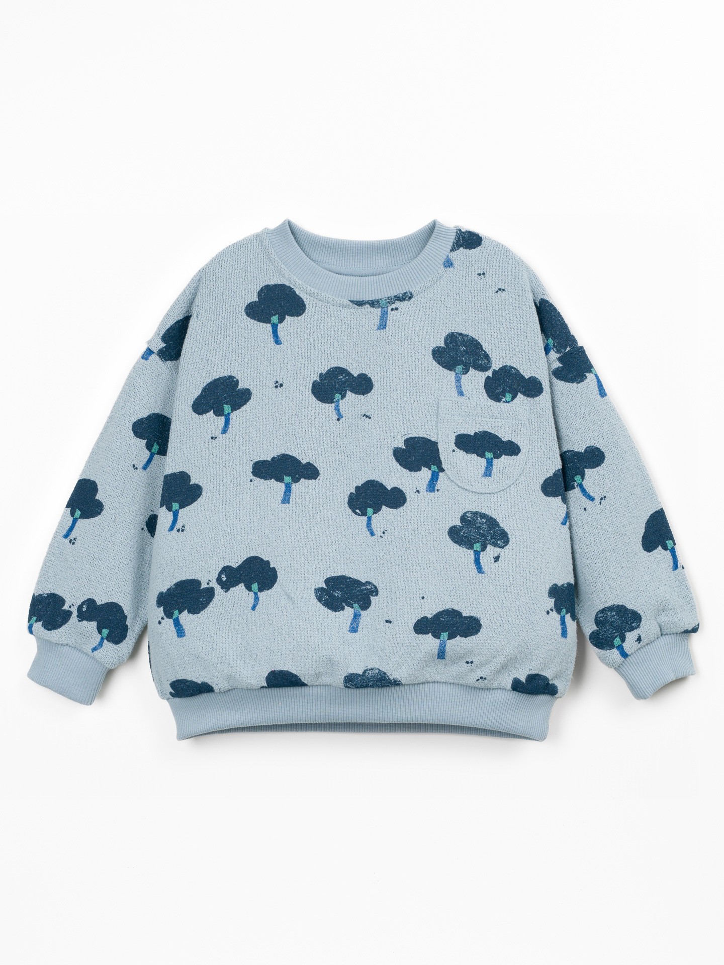 Knit sweater with recycled fibers