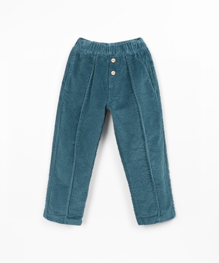 Corduroy pants with pockets