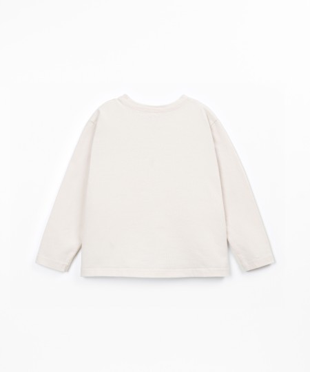Knitted T-shirt with recycled cotton